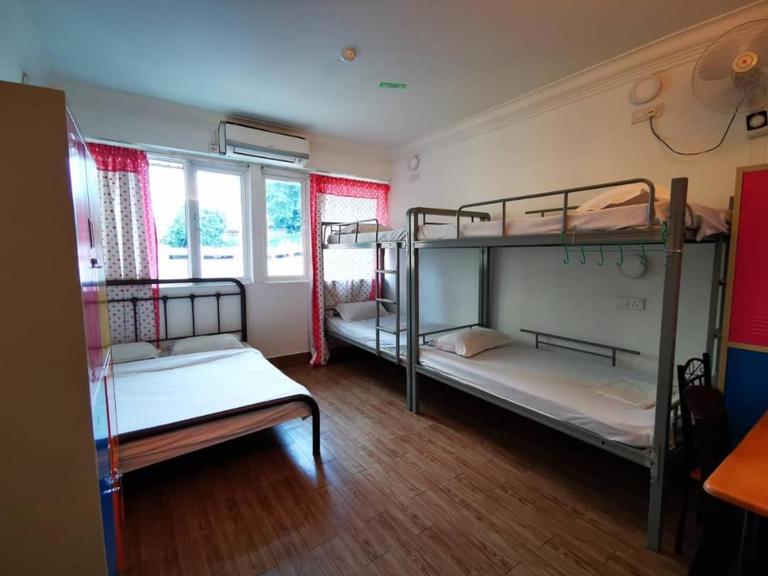 Halo Hostel Kota Kinabalu Kültér fotó