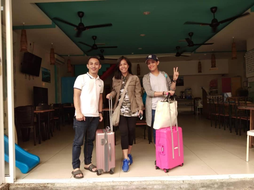 Halo Hostel Kota Kinabalu Kültér fotó